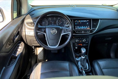 Used 2020 Buick Encore Essence image 5