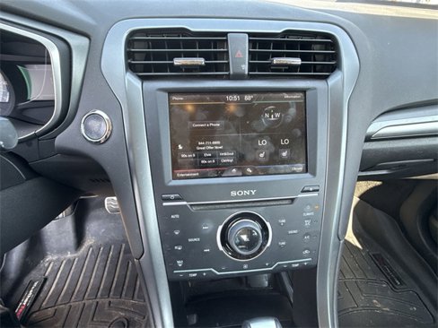 Used 2014 Ford Fusion Titanium image 11