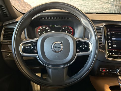 Used 2019 Volvo XC90 T6 Momentum w/ Advanced Package image 11