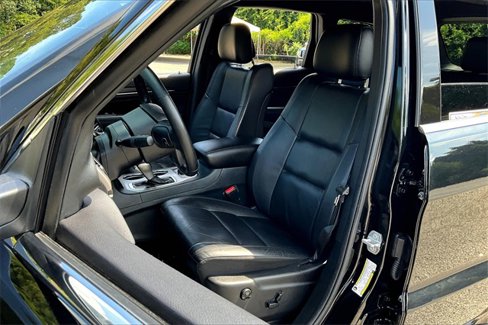 Used 2018 Jeep Grand Cherokee Limited image 20
