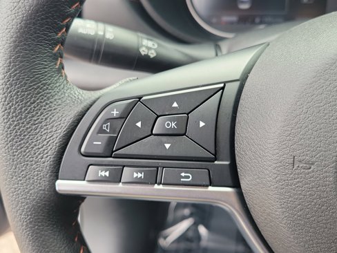 Certified 2021 Nissan Versa SR image 26