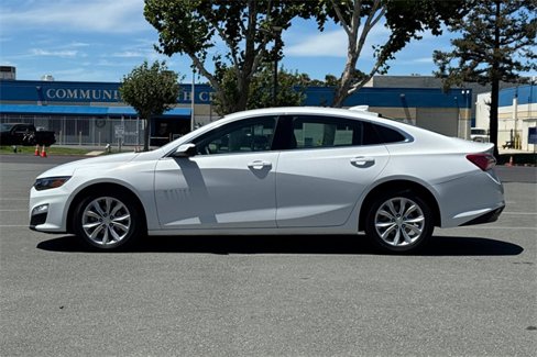 Used 2022 Chevrolet Malibu LT image 7