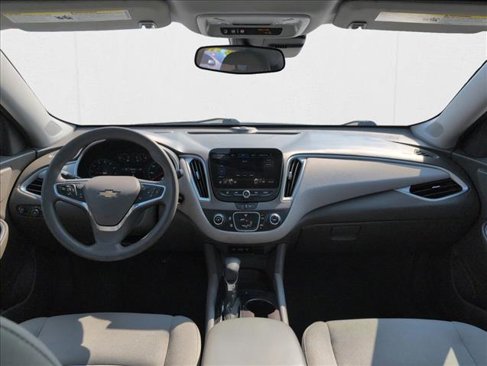 Used 2023 Chevrolet Malibu LS image 17