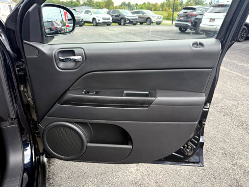 Used 2011 Jeep Compass Latitude image 20