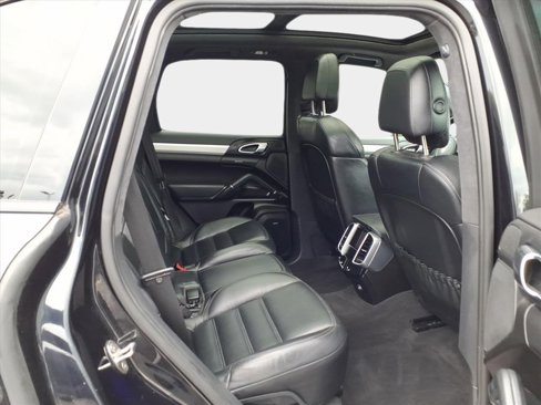 Used 2013 Porsche Cayenne GTS image 18