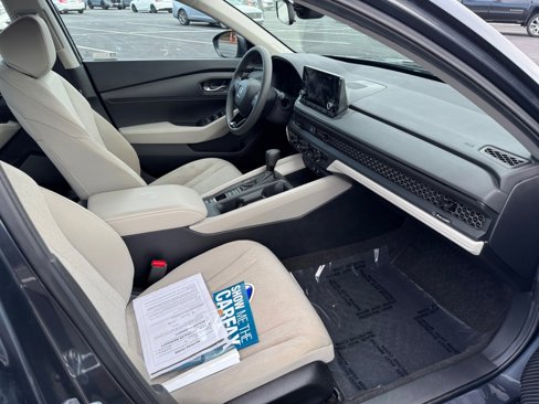 Certified 2024 Honda Accord LX image 32