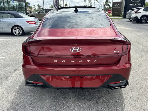 Used 2023 Hyundai Sonata SEL Plus w/ Preferred Accessory Package image 8