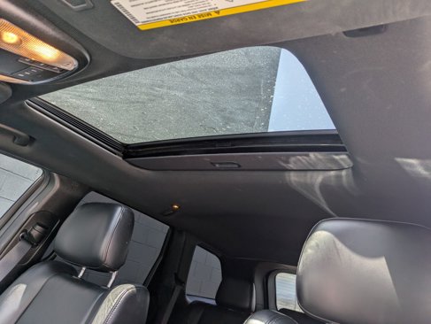 Used 2020 Jeep Grand Cherokee Altitude image 21