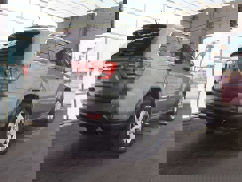 Used 2011 Jeep Grand Cherokee Laredo image 3