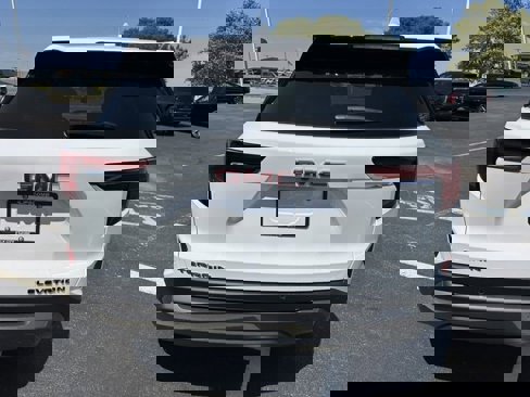 New 2026 GMC Terrain Elevation image 5