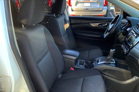 Used 2019 Nissan Rogue SV image 7