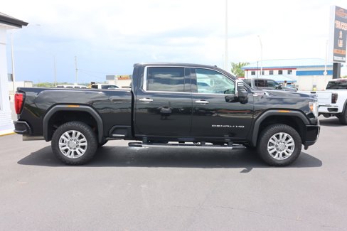 Used 2023 GMC Sierra 2500 Denali w/ Denali Ultimate Package image 8