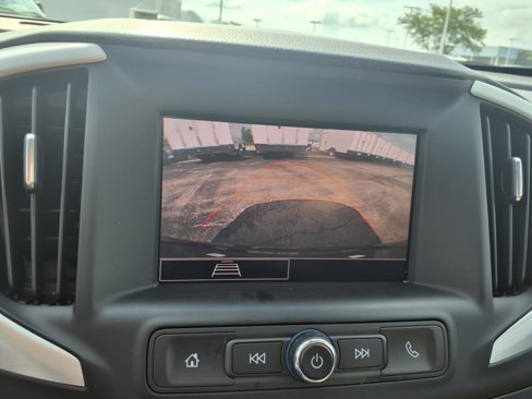 Used 2022 GMC Terrain SLE w/ Driver Convenience Package image 15