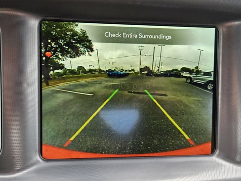 Used 2023 Dodge Charger SXT image 9