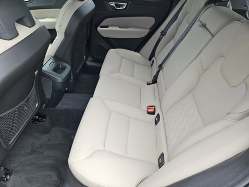 New 2026 Volvo XC60 B5 Plus w/ Protection Package Premier image 26