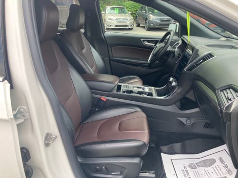 Used 2021 Ford Edge Titanium w/ Equipment Group 301A image 19