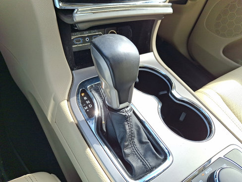 Used 2021 Jeep Grand Cherokee Limited w/ Luxury Group II image 22