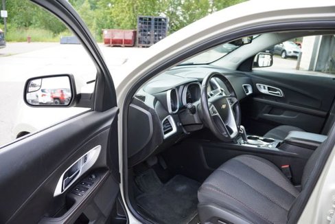 Used 2014 Chevrolet Equinox LT w/ Driver Convenience Package image 15