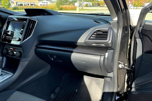Used 2019 Subaru Crosstrek 2.0i w/ Eyesight System image 16