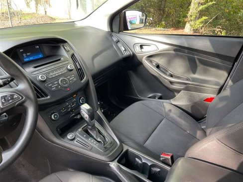 Used 2015 Ford Focus SE image 62