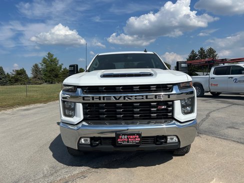 Used 2023 Chevrolet Silverado 2500 LT w/ Convenience Package image 2