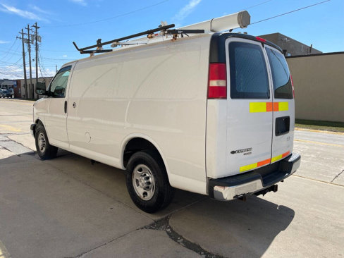 Used 2014 Chevrolet Express 2500 image 6
