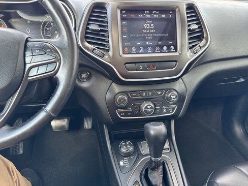 Certified 2020 Jeep Cherokee Trailhawk w/ Comfort/Convenience Group image 18
