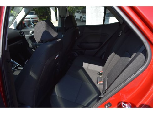 New 2025 Hyundai Venue SE image 11