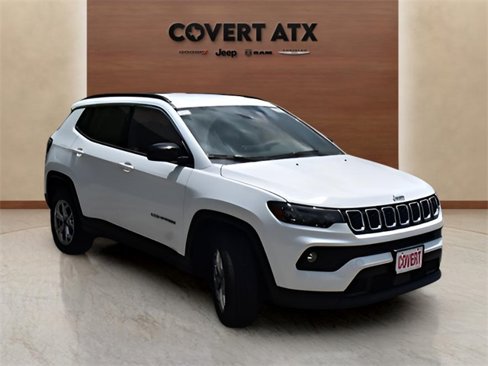 New 2025 Jeep Compass Latitude image 7