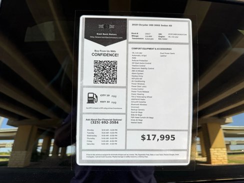 Used 2019 Chrysler 300 S image 31