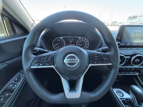 Used 2023 Nissan Sentra SV image 28