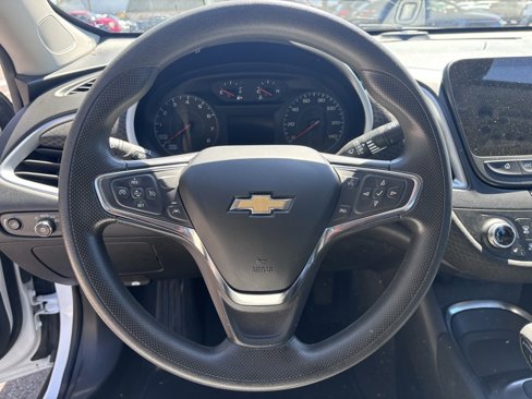 Used 2023 Chevrolet Malibu LT image 18