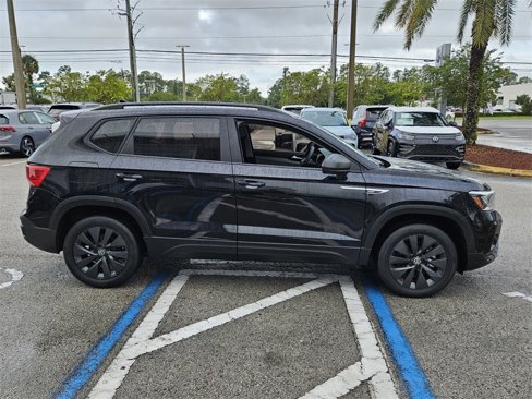 Certified 2022 Volkswagen Taos S image 16