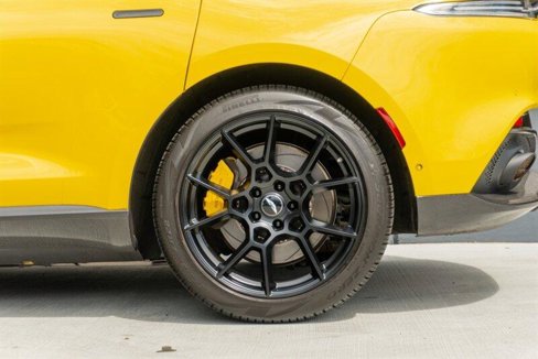 Used 2021 Aston Martin DBX image 18