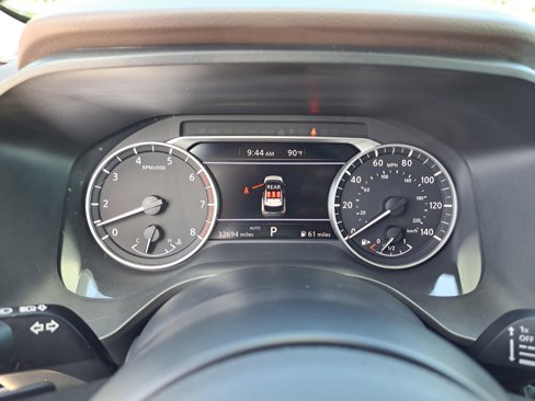 Used 2023 Nissan Rogue S image 11