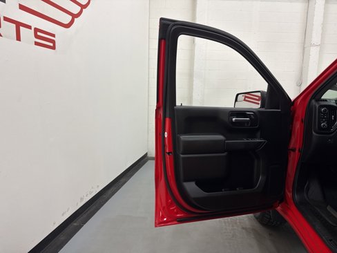 Used 2020 Chevrolet Silverado 1500 Custom w/ Custom Value Package image 37