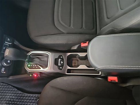 Used 2022 Jeep Renegade Latitude image 33