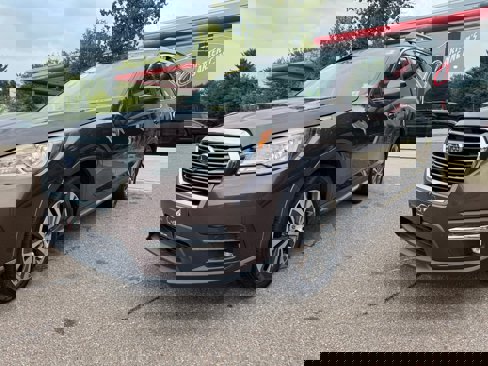 Used 2019 Subaru Ascent Limited image 1
