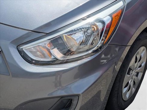Used 2017 Hyundai Accent SE image 6