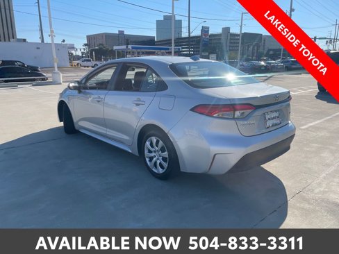 Used 2024 Toyota Corolla LE image 3
