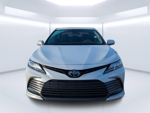 Used 2022 Toyota Camry LE image 8