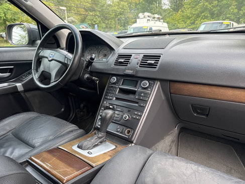 Used 2010 Volvo XC90 3.2 image 19