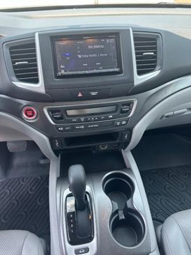 Used 2017 Honda Ridgeline RTL image 10