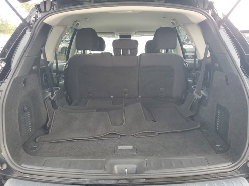 Used 2020 Nissan Pathfinder S image 8