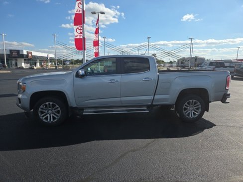 Used 2015 GMC Canyon SLT image 2