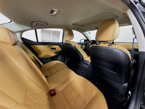 Used 2021 Nissan Sentra SV w/ SV Premium Package image 27
