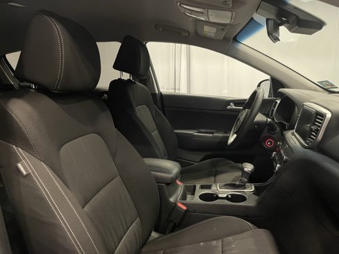 Used 2021 Kia Sportage LX image 16
