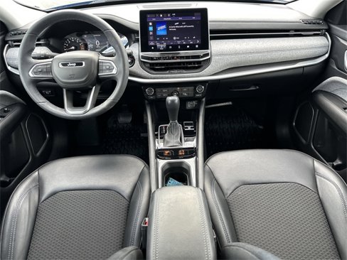 Certified 2022 Jeep Compass Latitude image 13