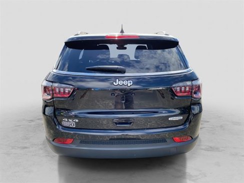 Used 2023 Jeep Compass Latitude w/ Convenience Group image 4