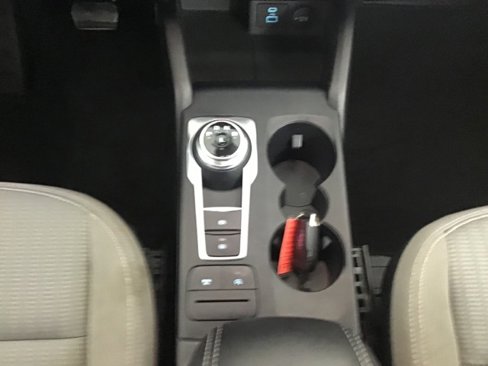 Used 2022 Ford Escape S image 12